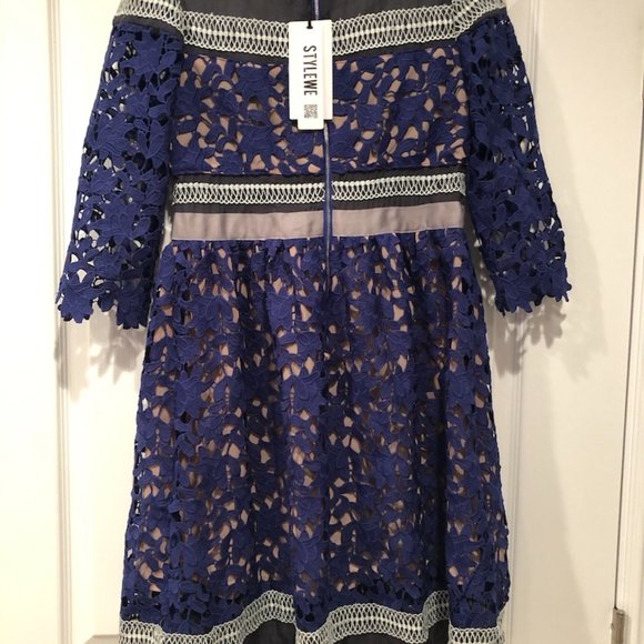 Blue Lace Dress sz 12/14 - Picture 3 of 4